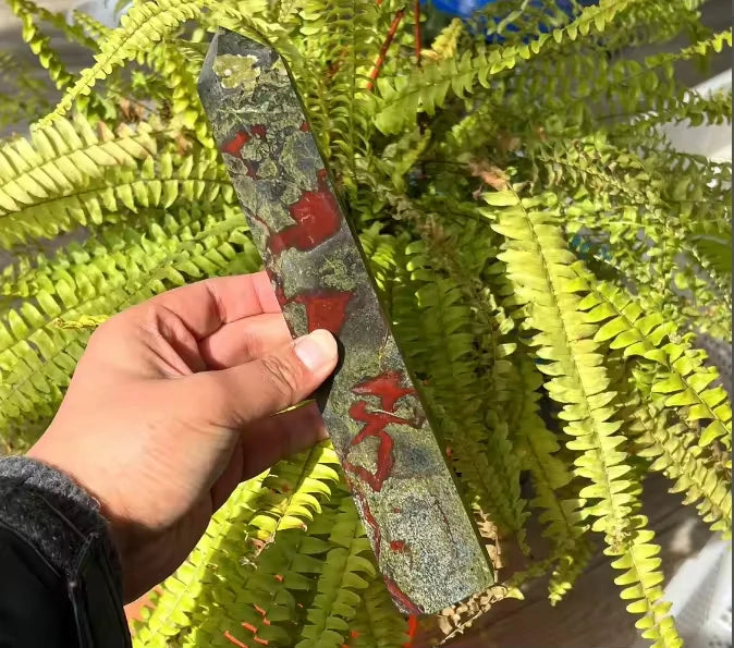 16cm Dragon Blood Stone Tower Wholesale Healing Natural Stones Crafts Well-Finished Home Decoration